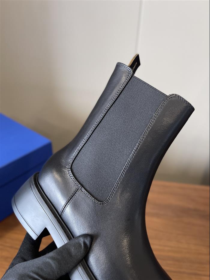 20251128174647244 380